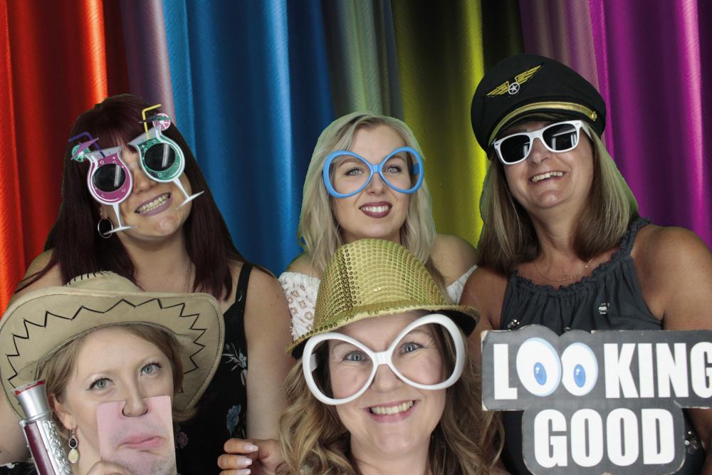 DHL South Regional Meeting | View more photos from the event at gallery.myphotoboothexperience.co.uk/u/MyPhotoBoothExperienceLtd/DHL-South-Regional-Meeting